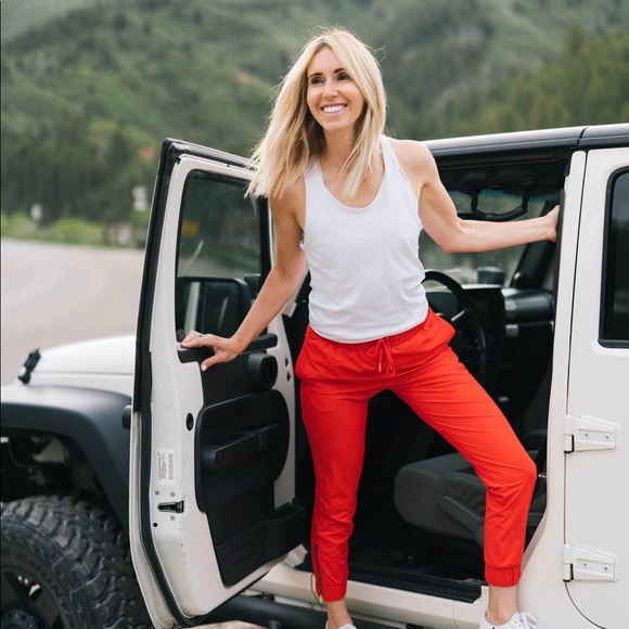 ZYIA Red Everywhere Joggers size Medium, like new - Picture 5 of 5